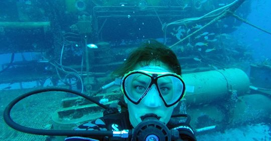 Follow Dr. Csilla Ari D`Agostino’s  National Geographic expedition  to get updates on our NASA NEEMO mission!